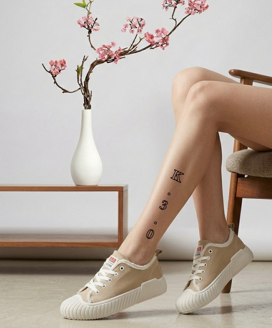 Sneakersy