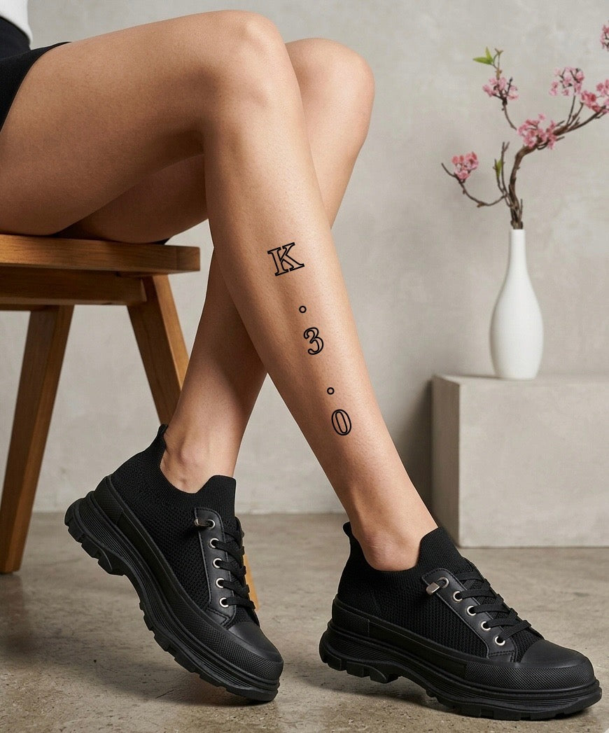 Sneakersy
