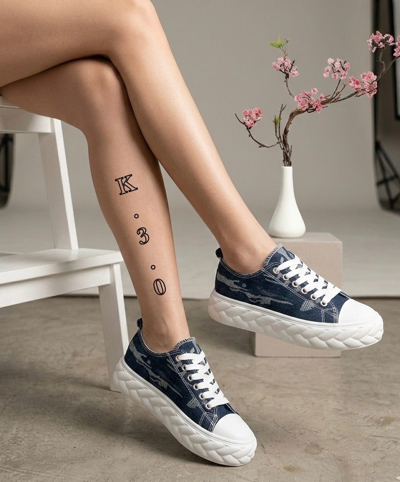 Sneakersy