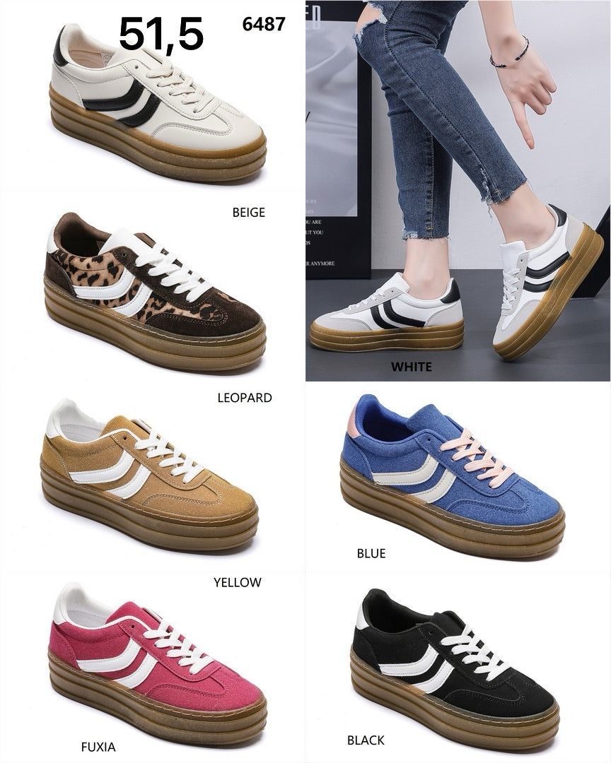 Sneakersy